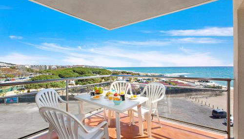 Santa Susanna Sunrise Apartment - Foto 1