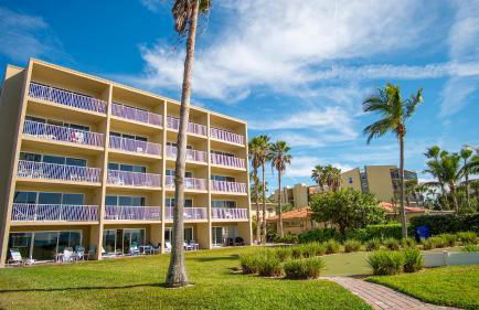 Beach and sunset view from your balcony - Photo 38