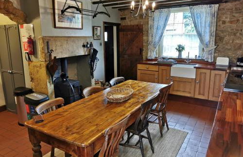 Pathways Holiday Cottage a Delightful 18th Century Stone Cottage in Derbyshire - Foto 7