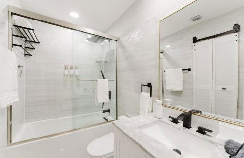 Palms Oasis with Salt Pool Movies Firepit Golf - Photo 50