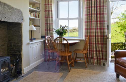 Gardenwell Cottage - Photo 2