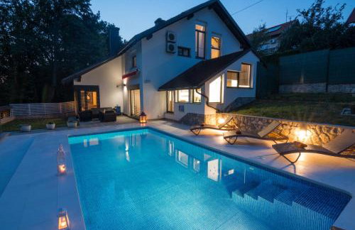 Villa Colapis - Foto 1
