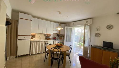Three-room Apartment Sleeps 3 IN THE NEW Town Area - Ref Costa-rif Costa - Foto 5, stove