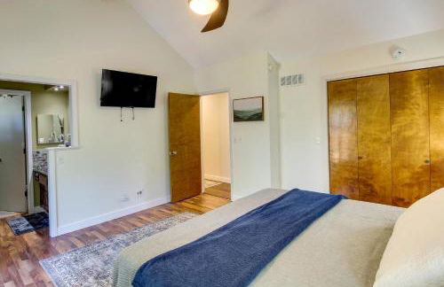 Overland Park Home with Fenced-In Yard and Gas Grill! - Foto 12