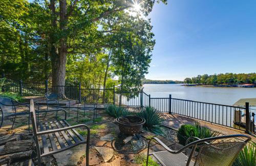 Spacious Kentucky Lake Escape with Dock and Views - Foto 2