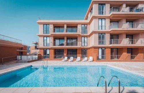 Heart Stone by the Sea - Foto 1