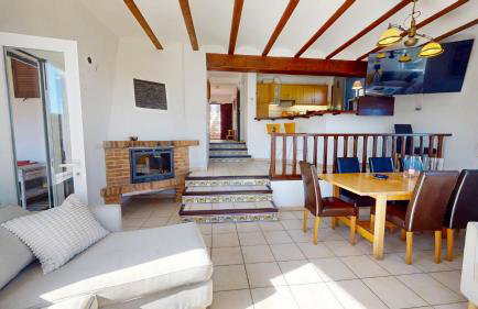 Villa León en Denia, vacaciones con barbacoa en terraza, piscina privada y vistas al Mediterráneo by Family Homes - Foto 13