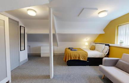 Central Stunning 3-Bed House - Free Parking - Foto 9