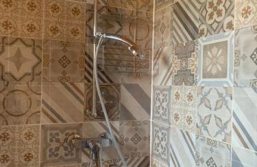 Vintage Apartment WOLF im Wadrilltal - Balkon Garten - Foto 11