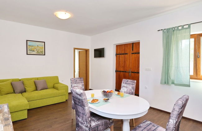 Villa in Prkos With Private Pool and Sea Nearby - Foto 28