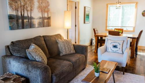 Oak Haven Condo - Downtown Blowing Rock Fully Stocked with 2 King Beds - Foto 2