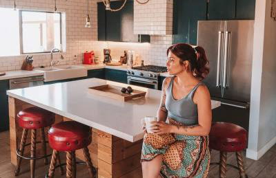 The Outlaw By The Cohost Company - Foto 47