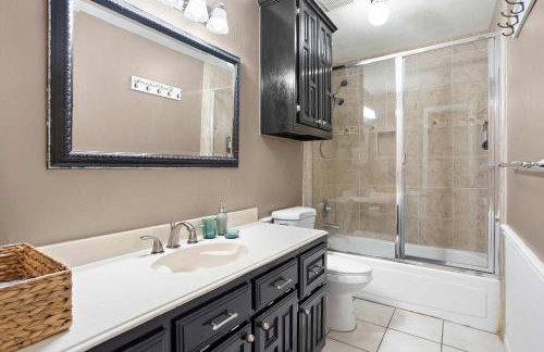 Best of Desoto - 5BR 3BA w Pool Patio BBQ Games - Foto 25