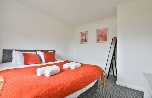 3 Bed House with Private Parking - Foto 8