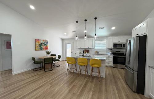 Game Night Getaway - 3BR Near WinStar - Foto 8