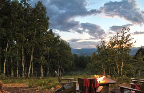 Awe Inspiring Mountain Lodge hot tub for large groups - Foto 18