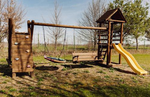 Wilkiejmy wieś ma wzgórzu - Foto 78