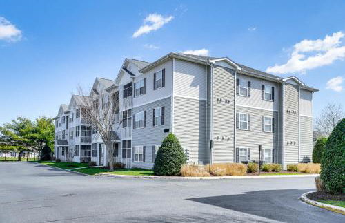Community Pool and Private Balcony Chic Lewes Gem - Foto 26