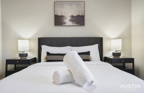 Enjoy Poolside TVs and Private Cabanas off N Lamar - Photo 20