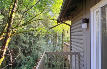 Sudden Valley Luxury Stay-Steps to Lake Louise - Foto 33