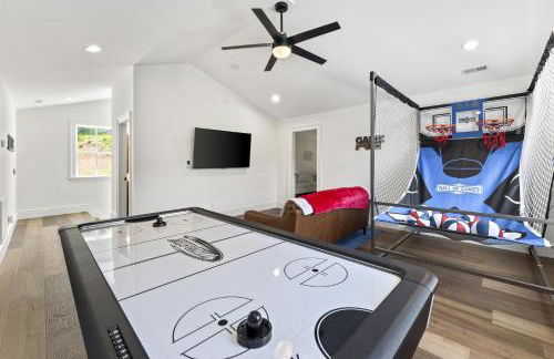 Lakeside Retreat Sleeps 22 Dock Grill Game Room - Foto 40