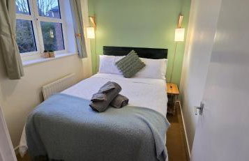 Rhubarb Retreat - Stylish House, Sleeps 5, 10 mins to Durham City & Parking & Garden - Foto 65
