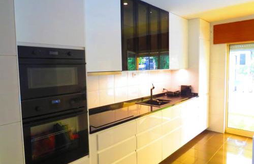 Elegant Villa in Porto with Pool & Jacuzzi - Foto 23