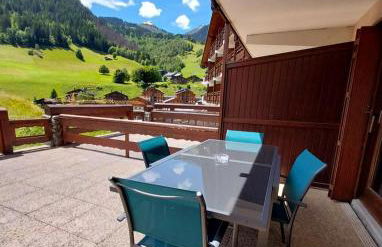 Arêches, 4 pers, télésiège à 5 mn à pied, grande terrasse en RDJ - Foto 2