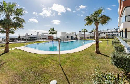 Luxury Beach Escape with Pools, Gym & Sauna - Foto 47