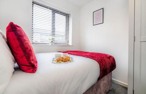 Great Location 2 Bedroom House in Nottingham, Private Garden, Fast Wi-Fi and Free Parking - Photo 31