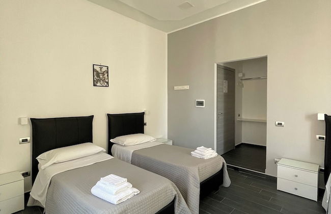 Le Porte di Napoli - Rooms - Foto 12