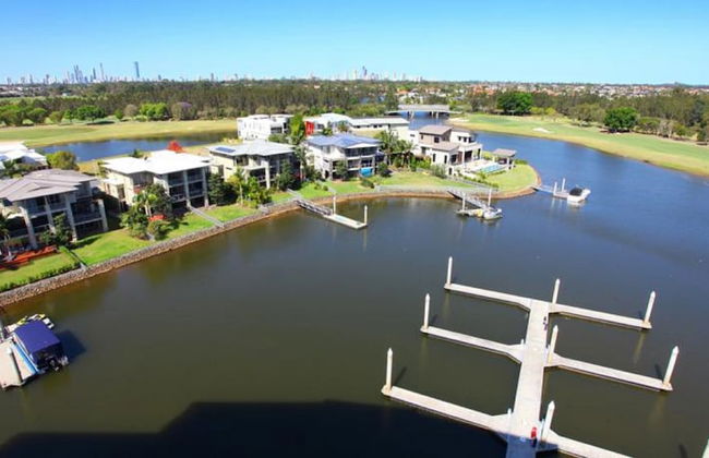 Signature Waterfront Apartments - Foto 27