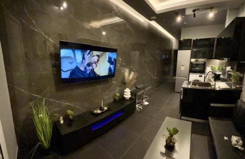 Luxury Black and White Interior Apartments & Rooftop Terrace - Foto 7