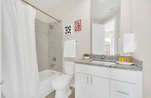 Magical Themed Home Near Disney - Foto 33