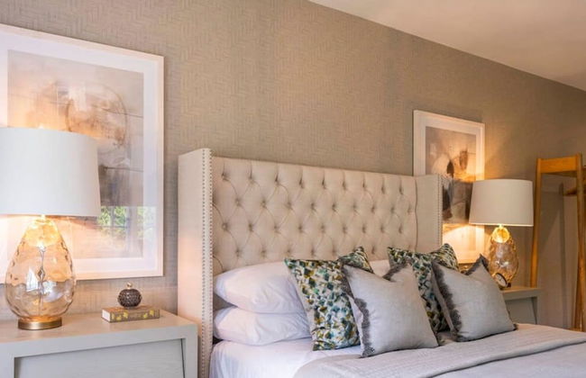 Luxurious 4 Bedroom Vineyard Villa Stanlake Park - Foto 37