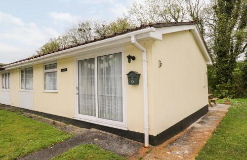 17 River Banks - Photo 1