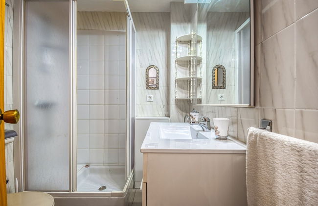 Apartment in Roses Near Platja del Eastrell - Photo 12