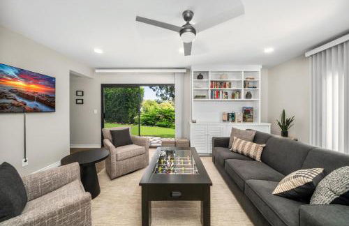 La Jolla Hilltop Haven with Ocean Views and Spa - Foto 49