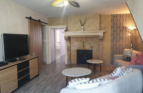 chez Émile côté face maison entière, 3 chambres, 2 salles de bains,jardin et terrasse - Foto 5