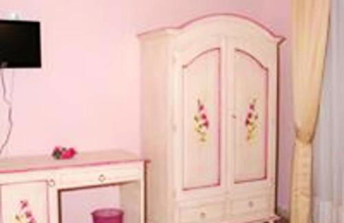 Spacious villa with private pool and stunning views - Foto 26