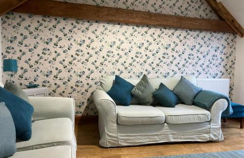 Vale Farm Cottages - Photo 59