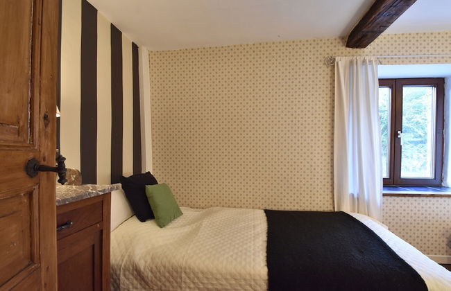 Quaint Holiday Home in Beauraing Belgium With Private Garden - Photo 10