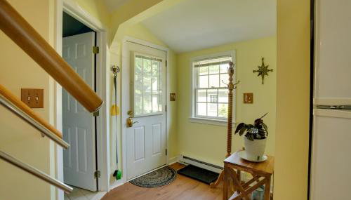 Family-Friendly Cottage, Walk to the Beach! - Foto 4