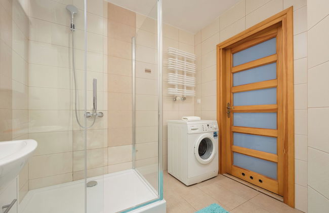 Cosy Apartment in Piaseczno by Renters - Photo 16