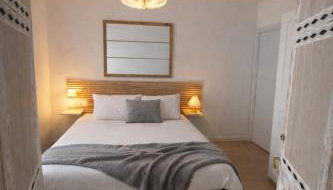 CaL QuEROL Boutique Moixeró 3 1 - Foto 2, wardrobe