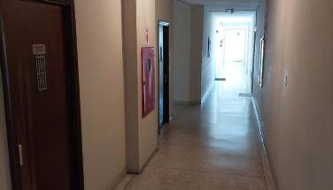 Apto frente à praia, aconchegante, vista lateral pro mar! - Foto 3