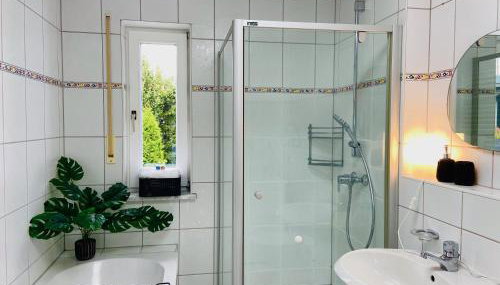 Top möblierte 2-Zimmer Wohnung im Zentrum von Vilsbiburg, sonniger Balkon, private Garage - Foto 3