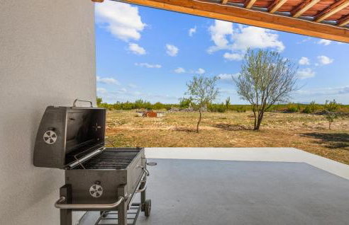 Cozy Apartment In Dragisici With Wifi - Photo 12