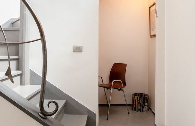 Luxury Duplex with Rooftop by FeelHome - Photo 32