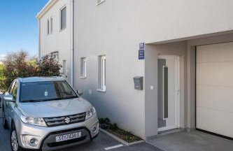 Apartment Tikvarin, Kaštel Kambelovac - Photo 53